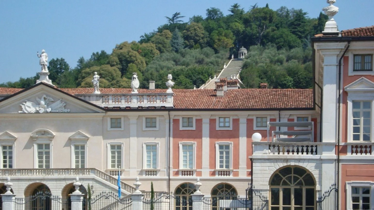 villa fenaroli e bacco