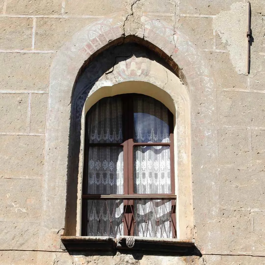 finestra di casa Arrighini