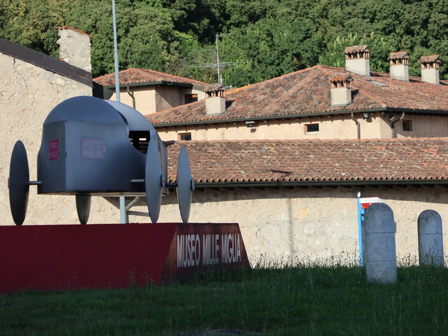 Vista da sud di quello che fu il convento benedettino di San'Eufemia della Fonte